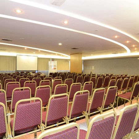 Constantino Hotel E Eventos Жуиз де Фора Екстериор снимка The main auditorium