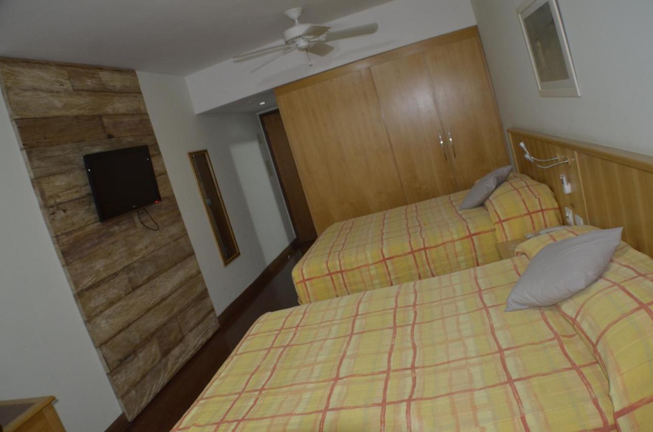 Constantino Hotel E Eventos Жуиз де Фора Екстериор снимка A typical room at the hotel