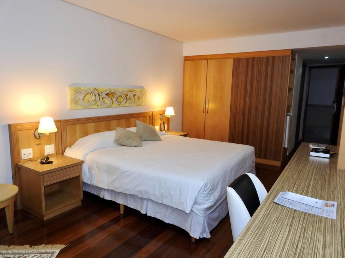 Constantino Hotel E Eventos Жуиз де Фора Екстериор снимка A room at the hotel