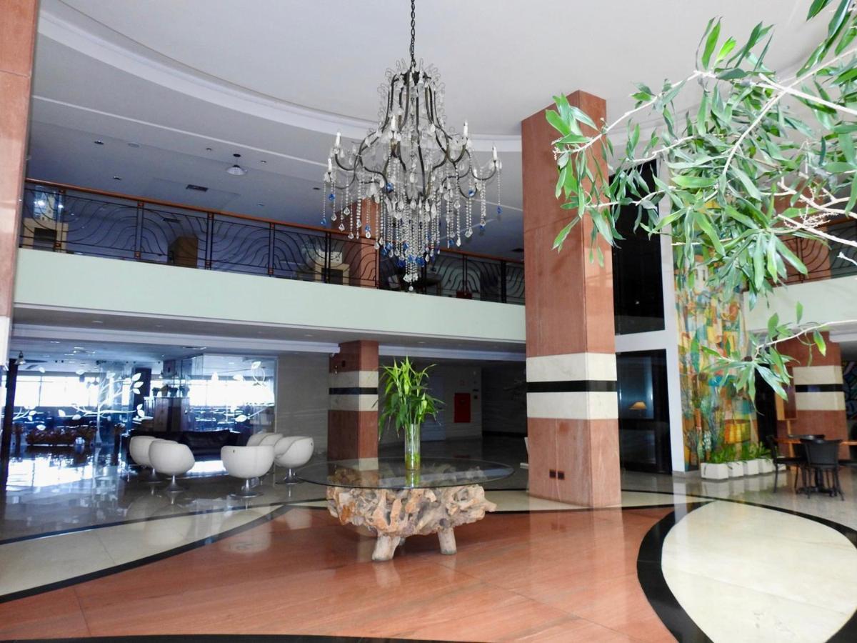 Constantino Hotel E Eventos Жуиз де Фора Екстериор снимка Lobby