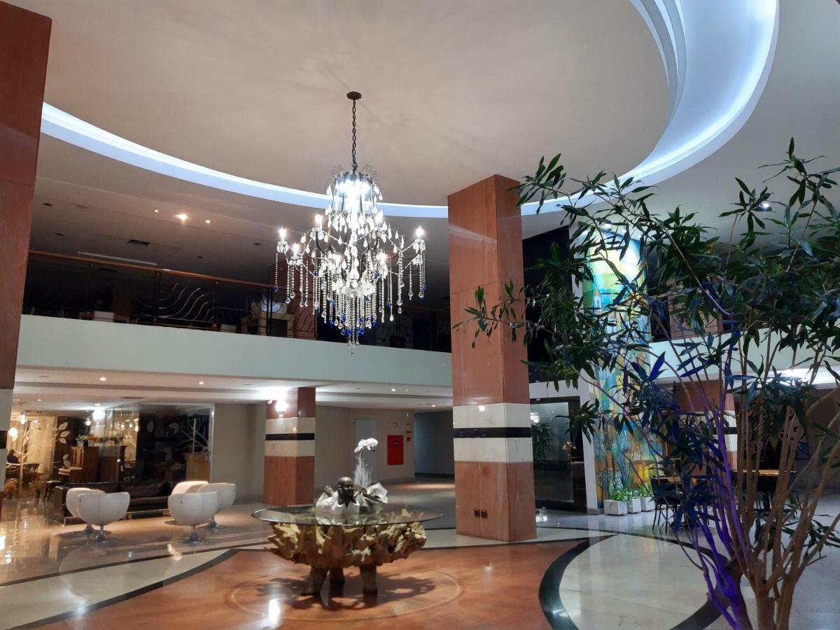 Constantino Hotel E Eventos Жуиз де Фора Екстериор снимка Lobby